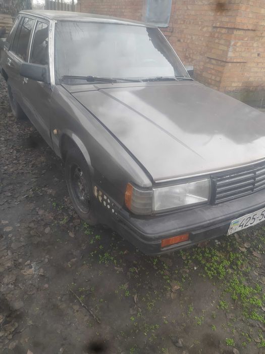 Продам мазду 929