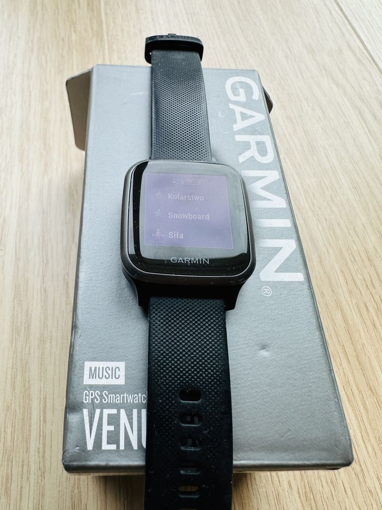 Garmin Venu Sq music