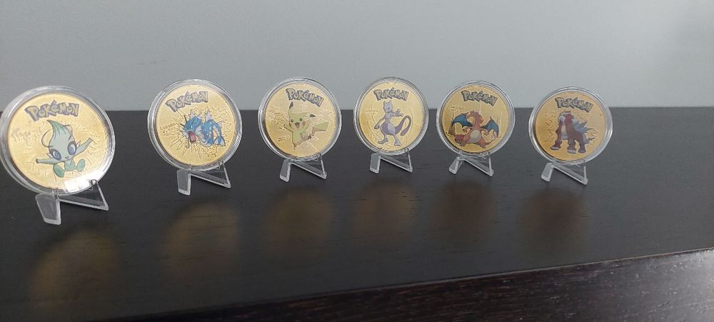 Moedas POKÉMON em Metal maciço 6 Unidades + Apliques NOVAS