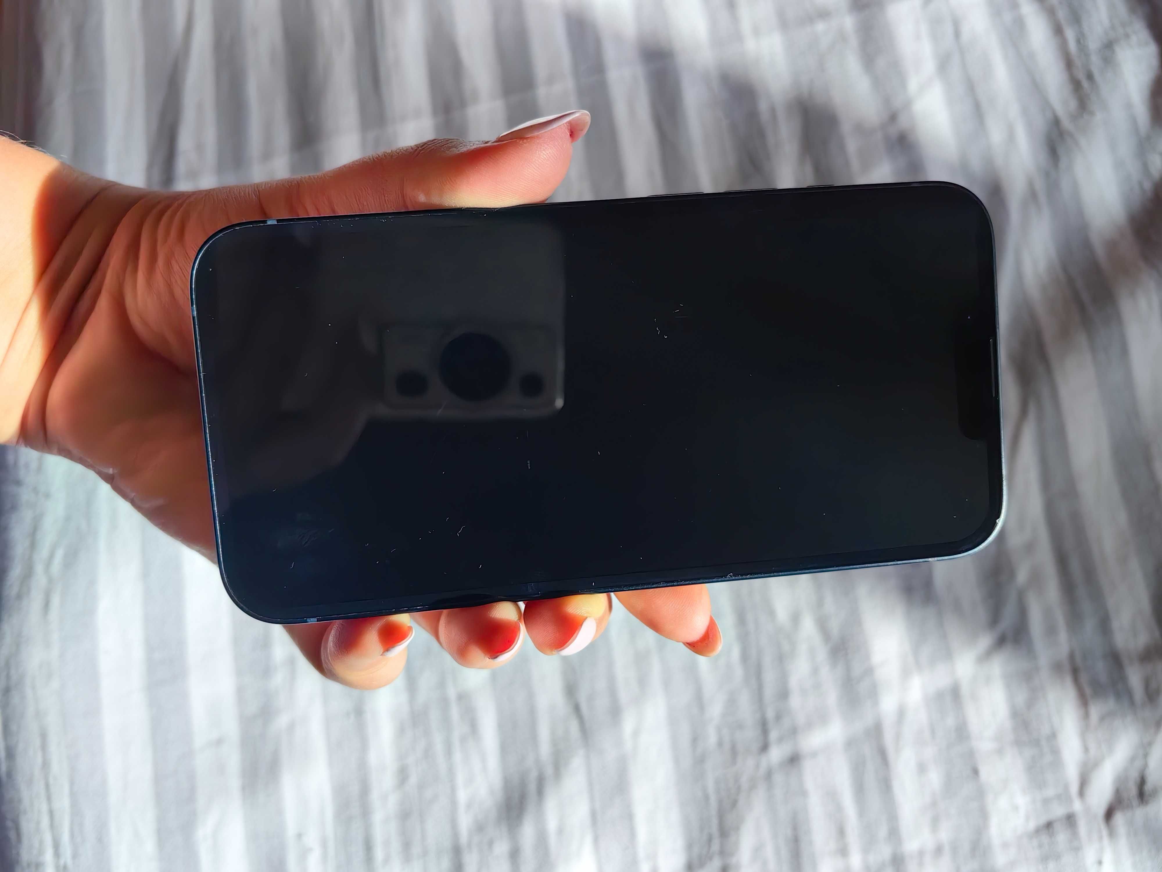 IPhone 13 na gwarancji  stan igła I Phone 13tka