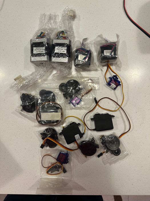 Duży zestaw elektroniki Arduino, czujników, serw, silników...