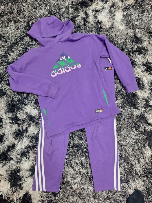Спортивний костюм для дівчинки Adidas Lego.