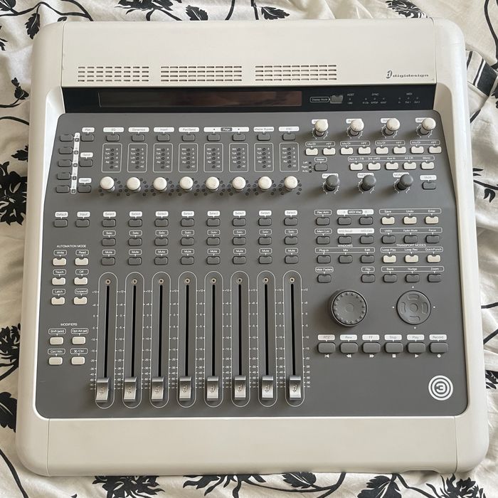 Digidesign 003 console