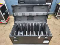105x52x50 CASE, po diodzie 10szt 50x50, ekran flightcase (dost 3szt)