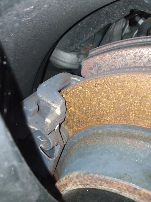 Pinça travão / maxila de travão trás esquerda MERCEDES-BENZ CLS (C219)