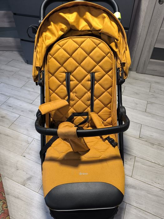 Коляска дитяча..