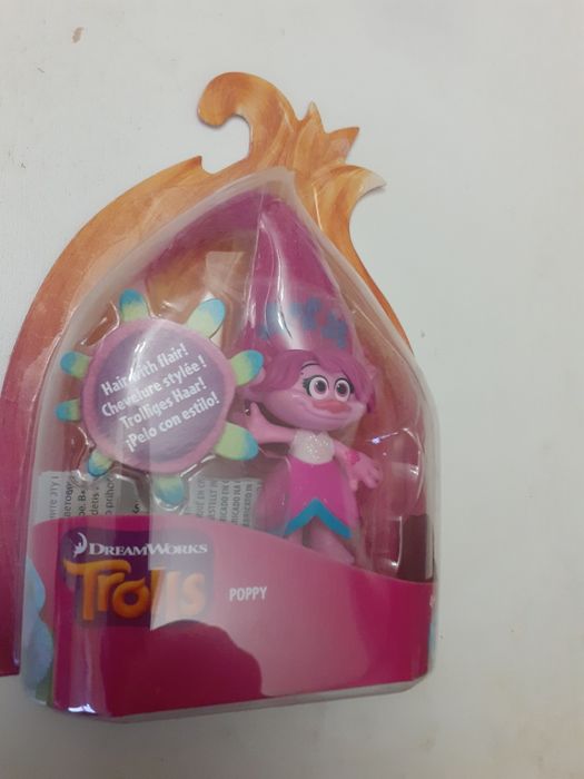 Новые куклы тролли Hasbro Trolls  Baby Poppy размером 10см