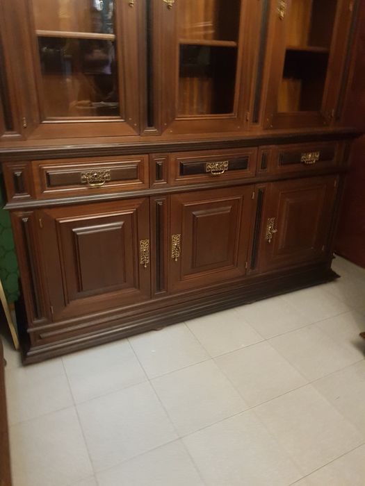 Imponente movel louceiro estilo presidente