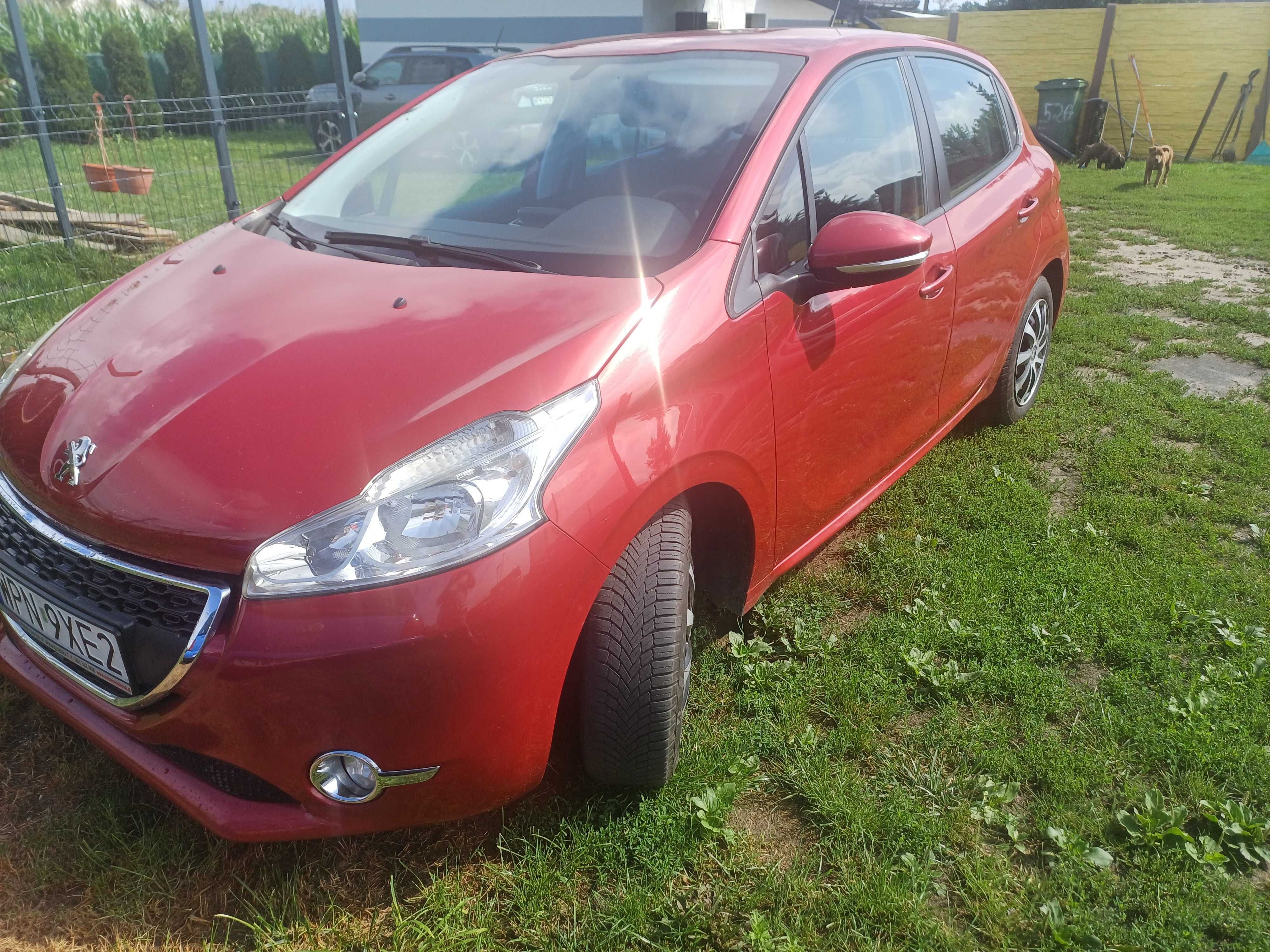 Peugeot  208 1.2