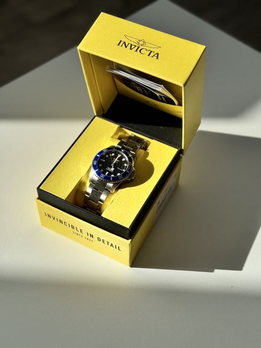 Швейцарський годинник invicta
