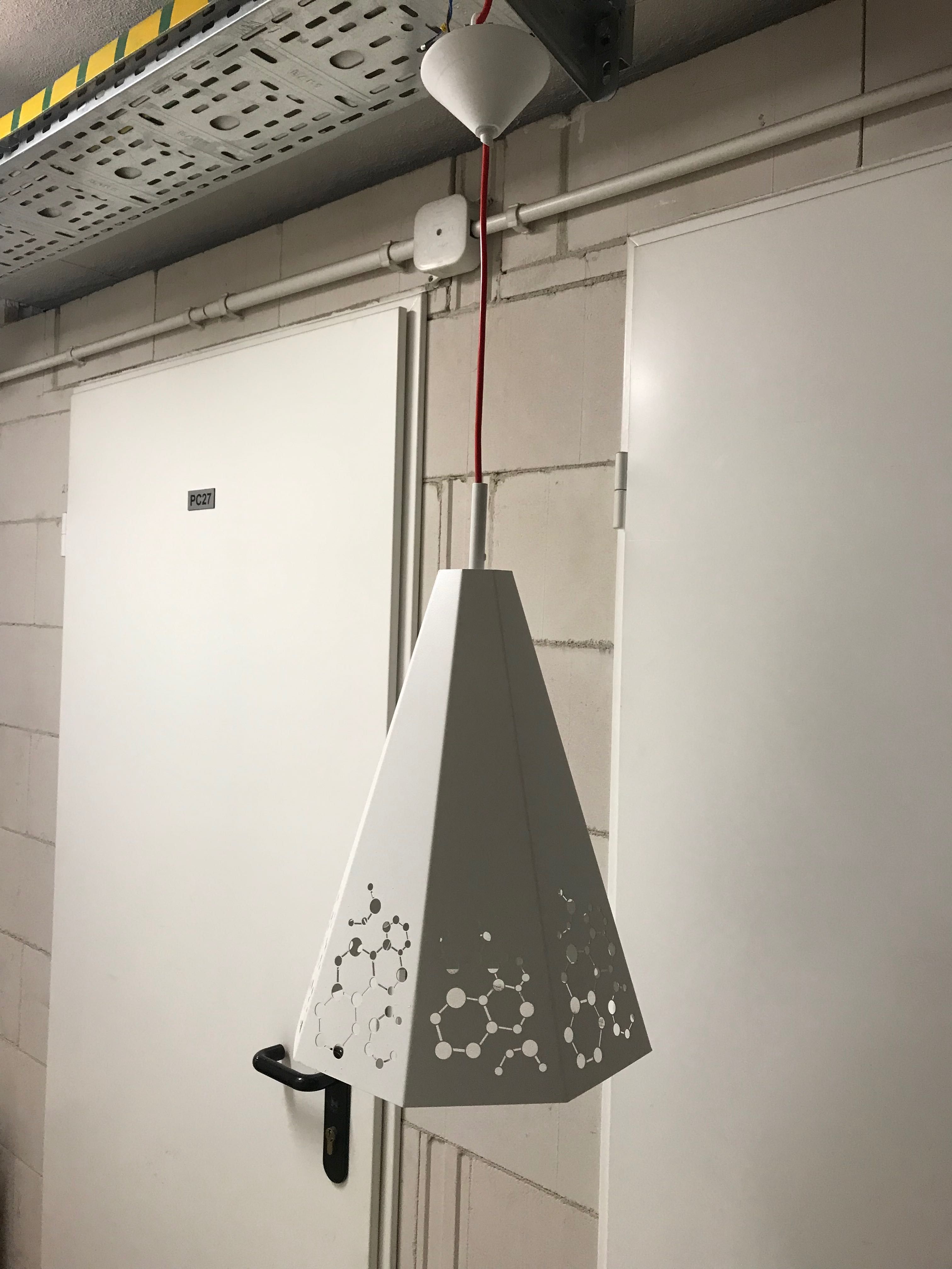 Lampa sufitowa używana