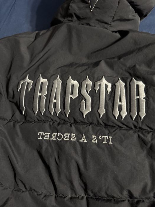 Sprzedam kurtke trapstar rozmiar xs męska