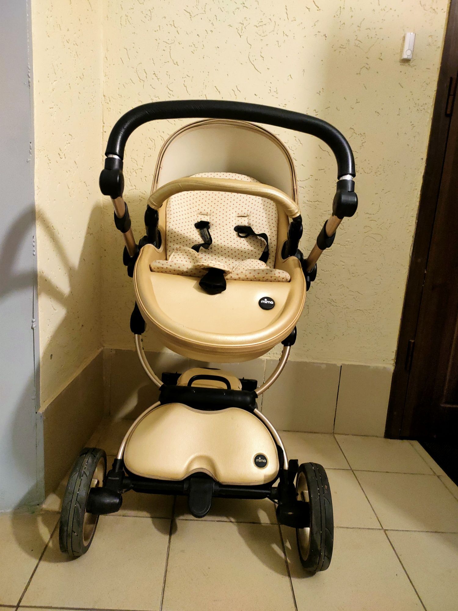 Продам коляску Mima xari