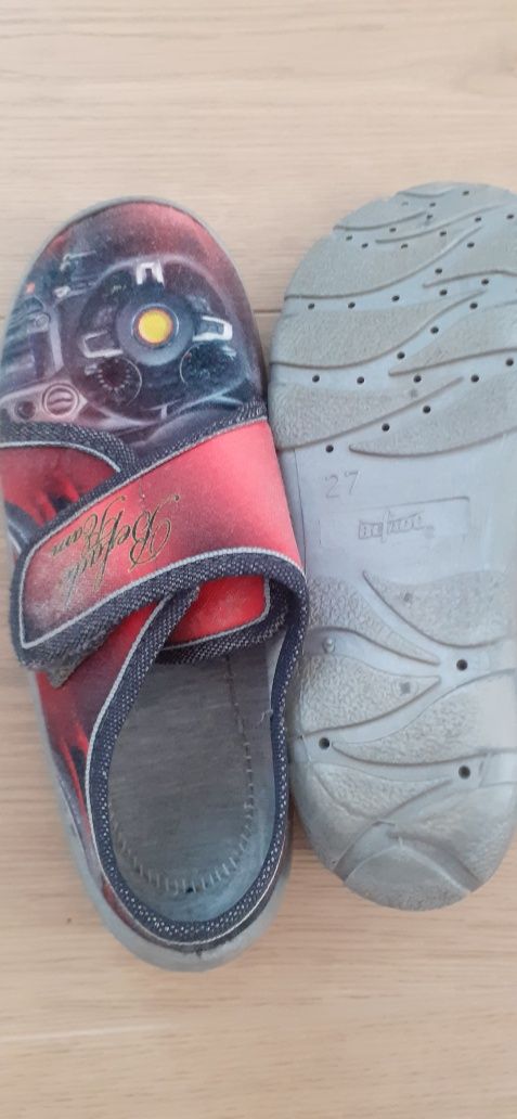Buty kapcie Befado 27 w auto
