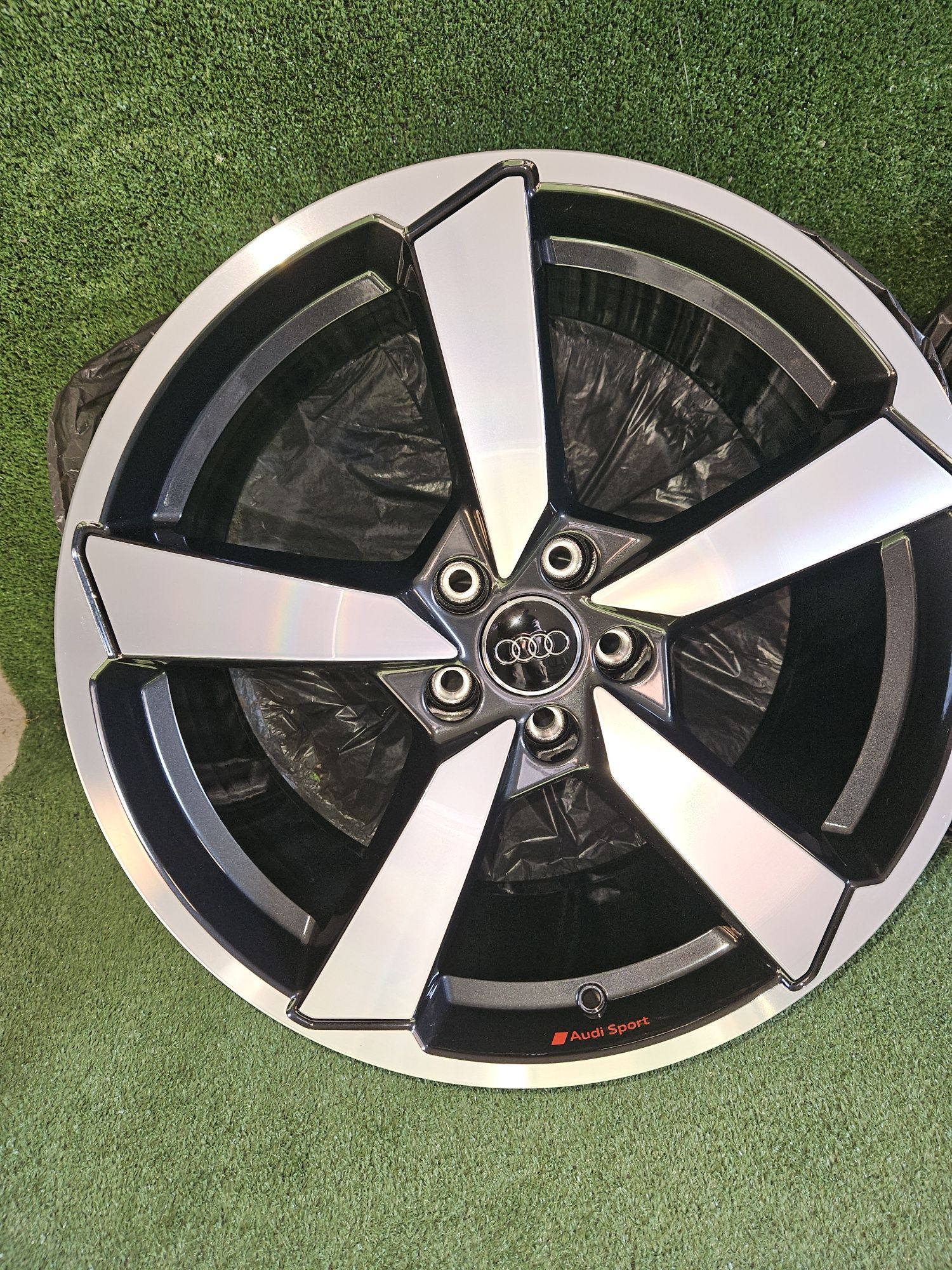 Sprzedam Alufelgi Orginalne Audi 5x112 19 A4 A5 A6 A7 A8 q5 q7 Nowe