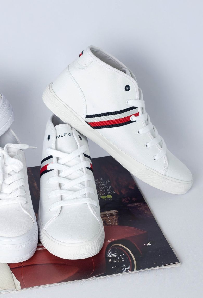 TOMMY HILFIGER оригинал. Мокасины кеды кроссовки белые 40 хайтопы