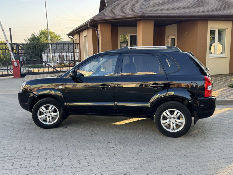 Hyundai Tucson 2007р 2.0