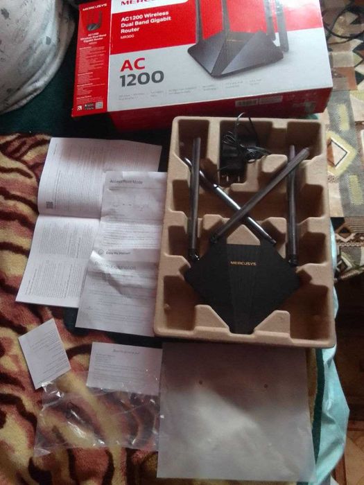 Маршрутизатор Mercusys MR30G WiFi5/ AC1200 / 1 Гбіт/с / 2*2MU-MIMO