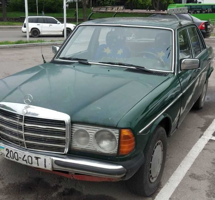 Продам Mercedes-Benz   на запчастини