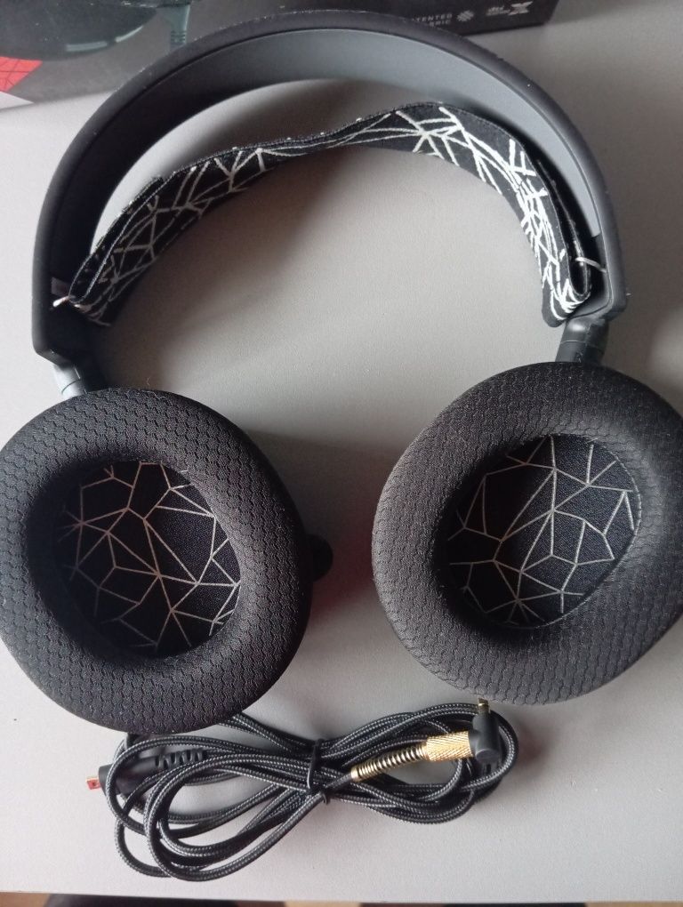 Słuchawki Steelseries Arctis 5