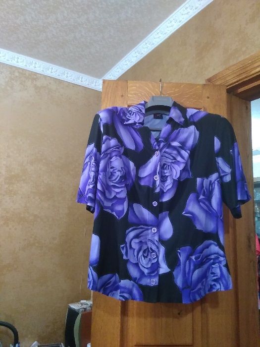 Кофточка-блузочка фиолетовая р. 48-50 (L)
