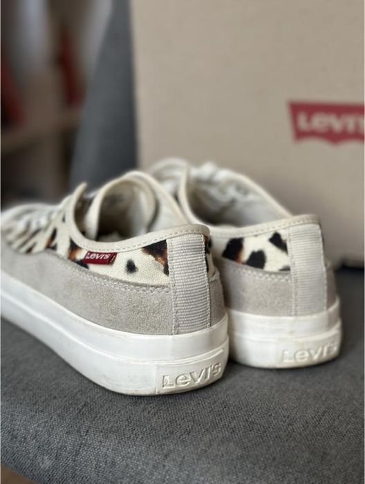 Кеди жіночі Levi’s леопардові