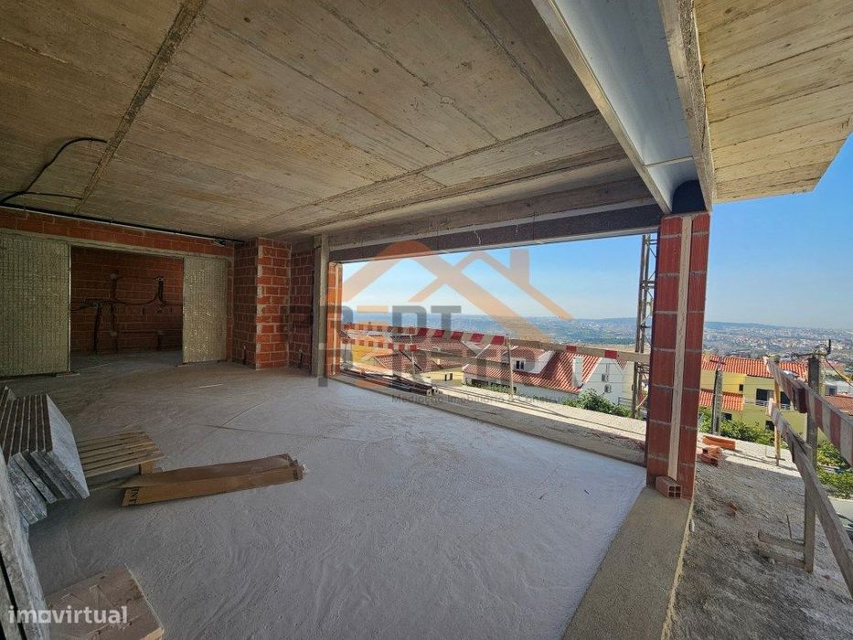 *NOVA CONSTRUÇÃO*
À procura de um apartamento T3 que combine espaç...