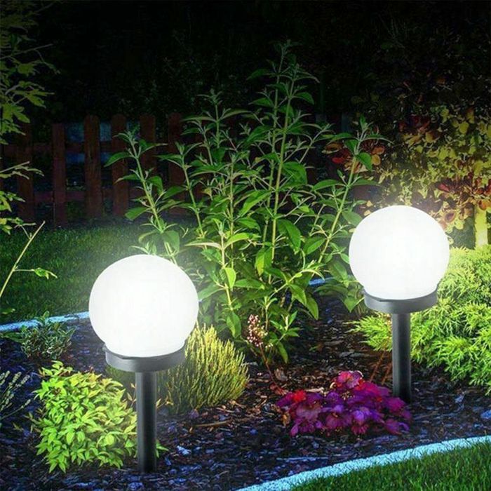 Lampa ogrodowa led solarna kula biała 10cm