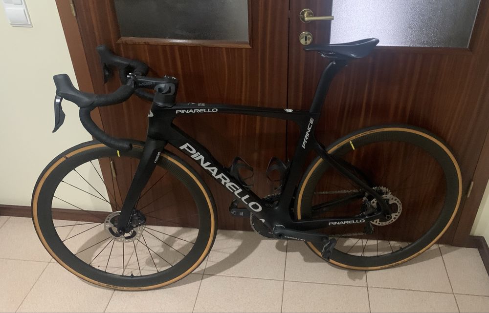 Bicicleta pinarelo prince nova 0Km tamanho 53 de disco di2 de 12V