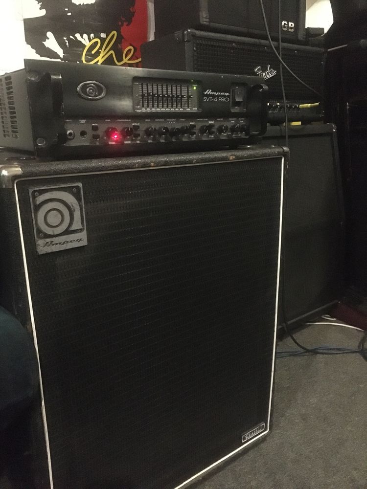 Ampeg svt 410 hlf  — басовий кабінет