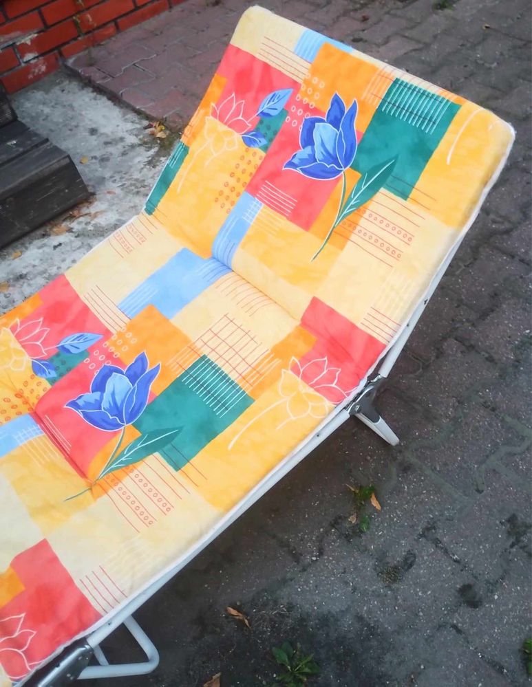 Niemieckie łóżko polowe z materacem składane,regulacja