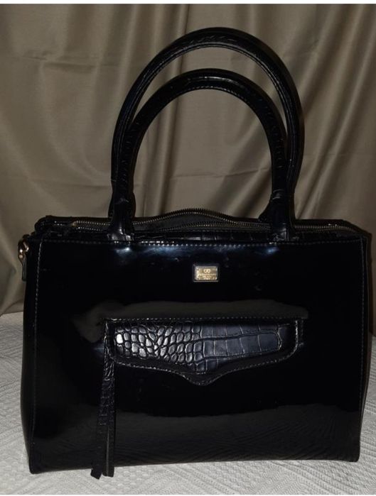 Різні жіночі сумки