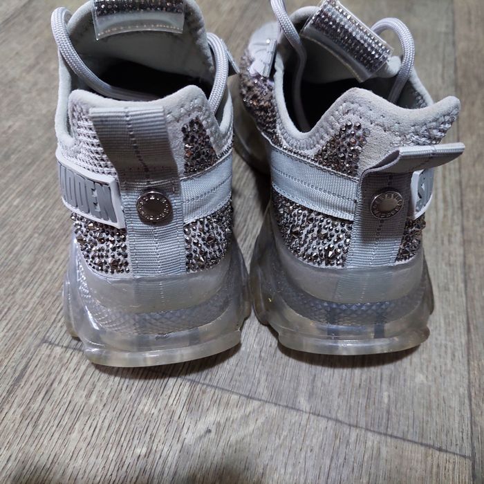 Кросовки жіночі 37р