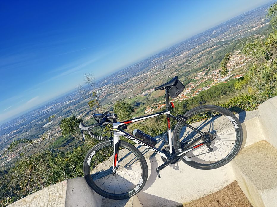 Scott addict 30 roda carbono