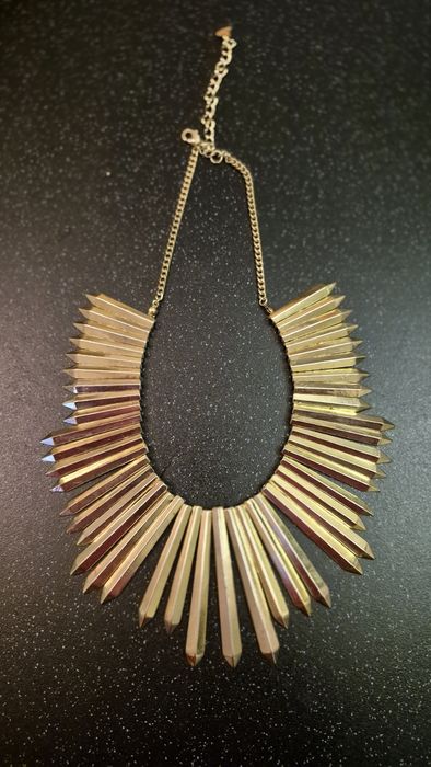 Стильне масивне кольє “Золоті промені”
