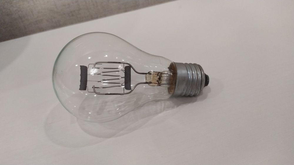 Галогенна лампа 500 Вт