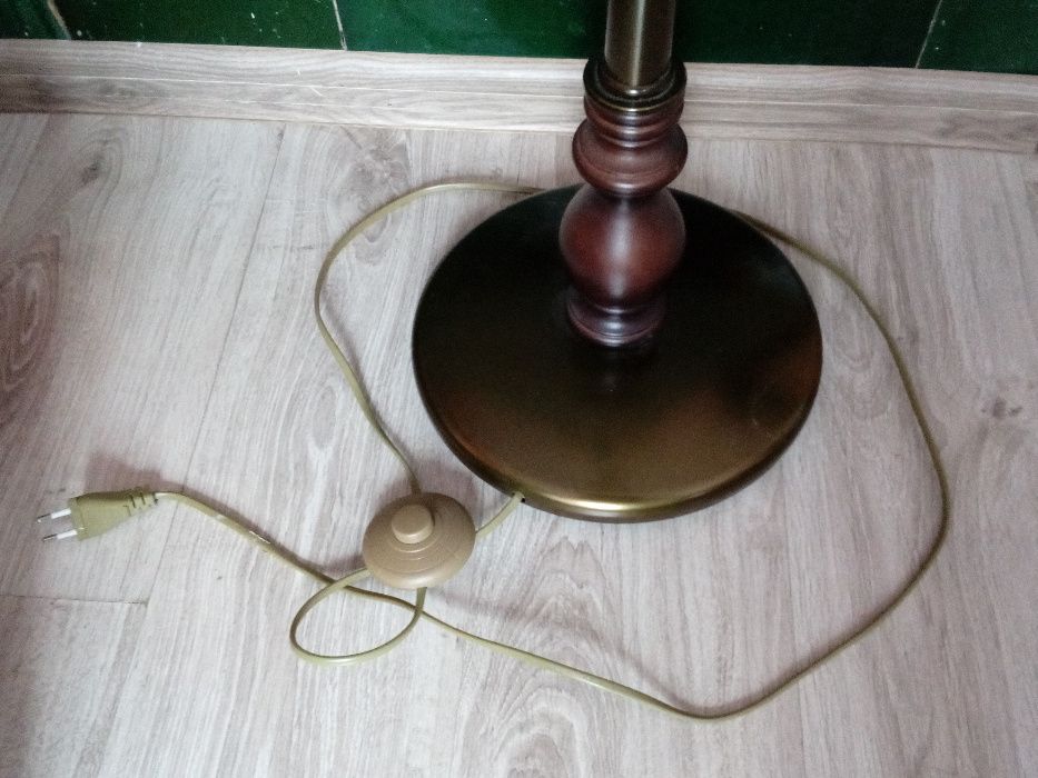 Lampa stojąca klasyczna mosiądz drewno szklane klosze tradycyjna