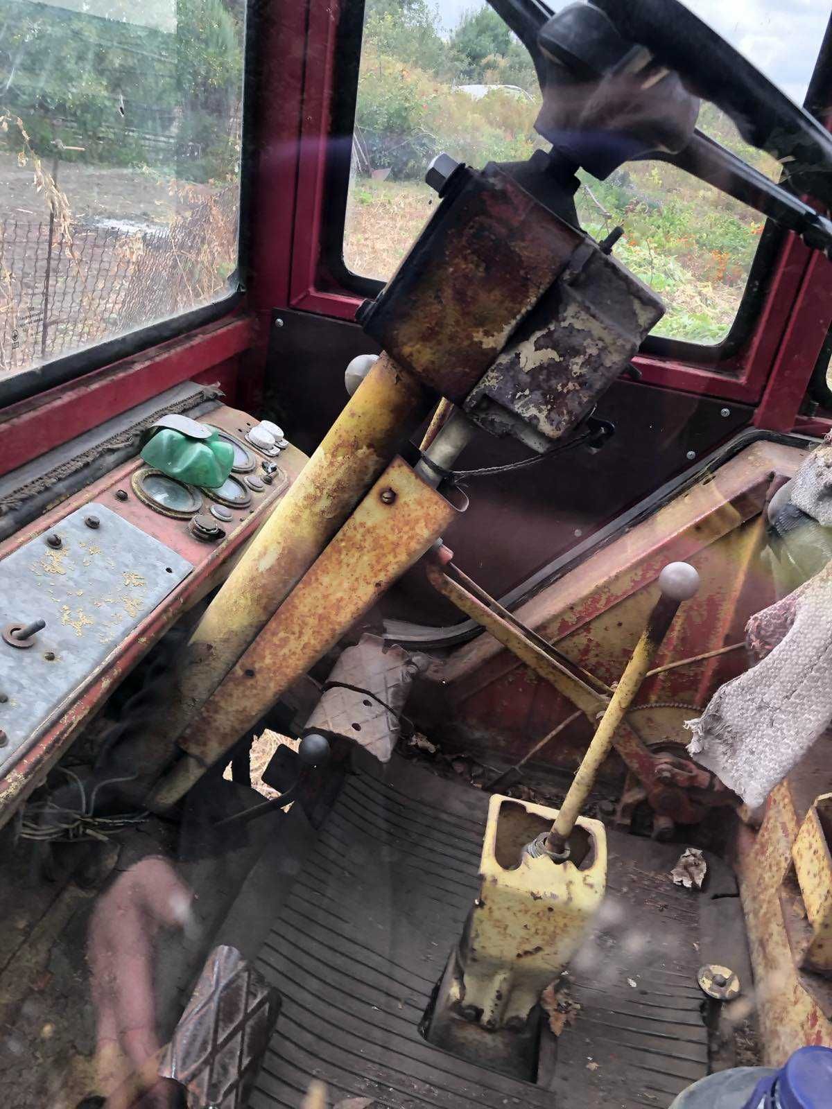 Трактора Т-25 та багато іншого