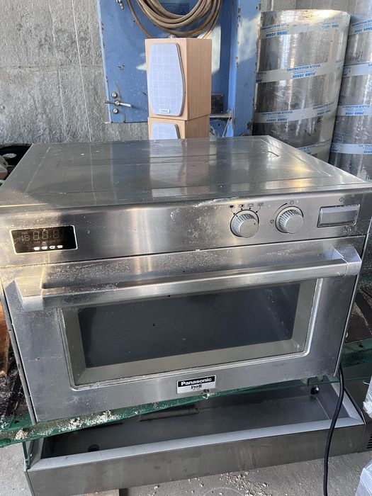Mikrofala gastronomiczna panasonic pro 2 ne-1840