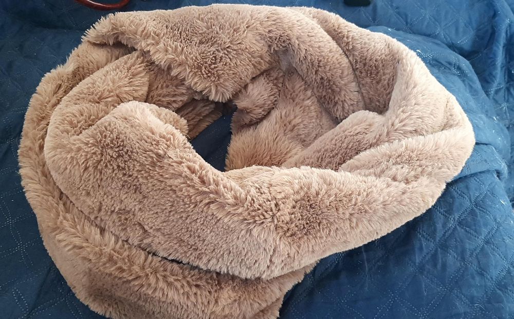 3 Echarpes de lá quentes e gola  como novas