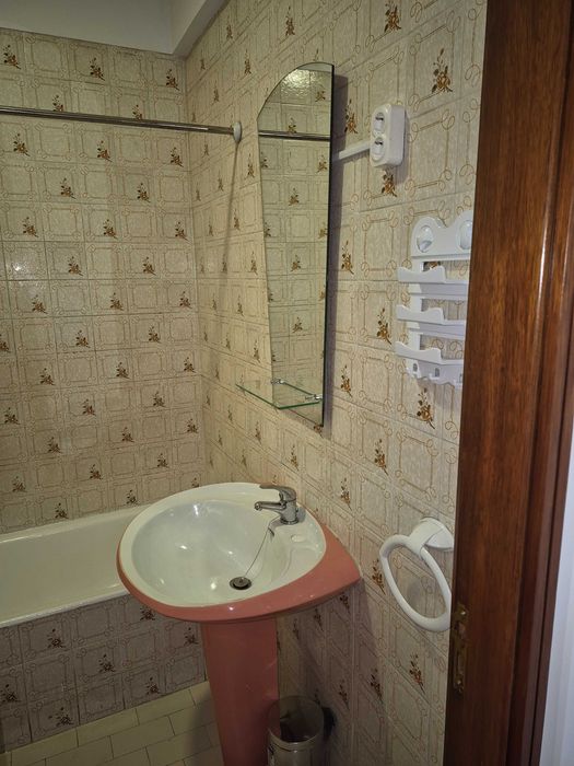 Apart. T 3 com garagem fechada p/ 1 carro junto a BOSCH em braga