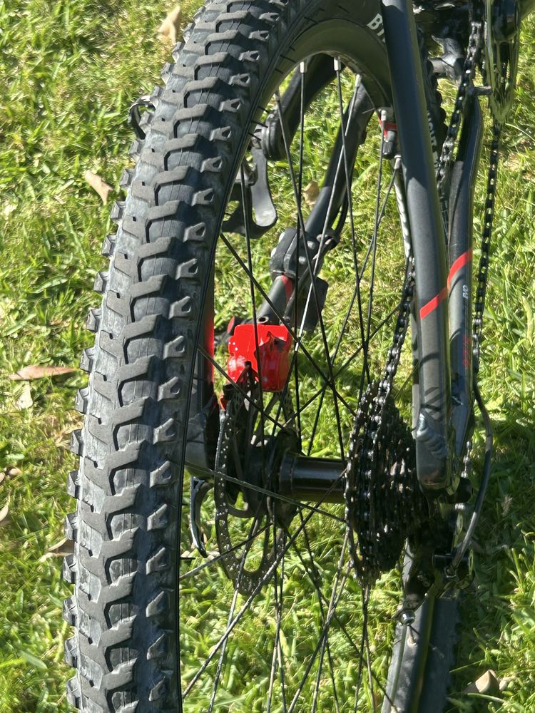 Bicicleta Btwin Basicamente nova, Leiam a descrição