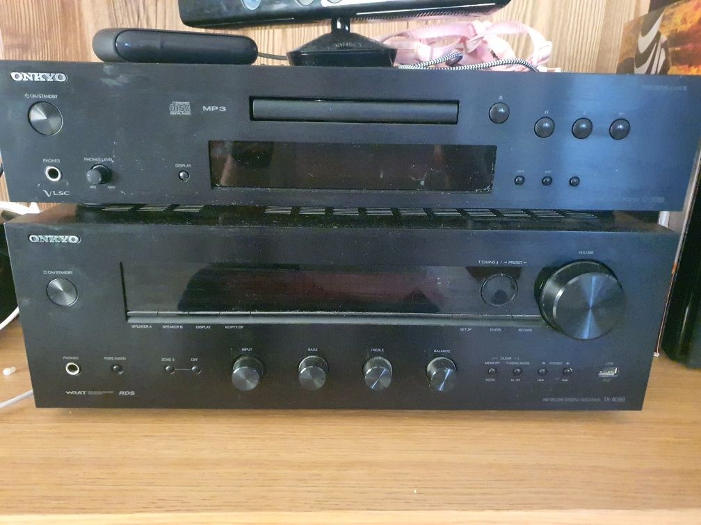 Onkyo tx 8050 amplituner stereo