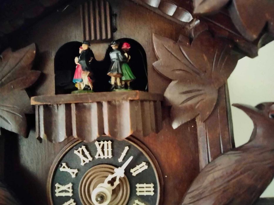 Relogio de Cuco em Madeira