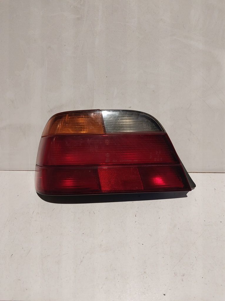 Bmw 7 e 38 lewa tylna lampa lewy tył