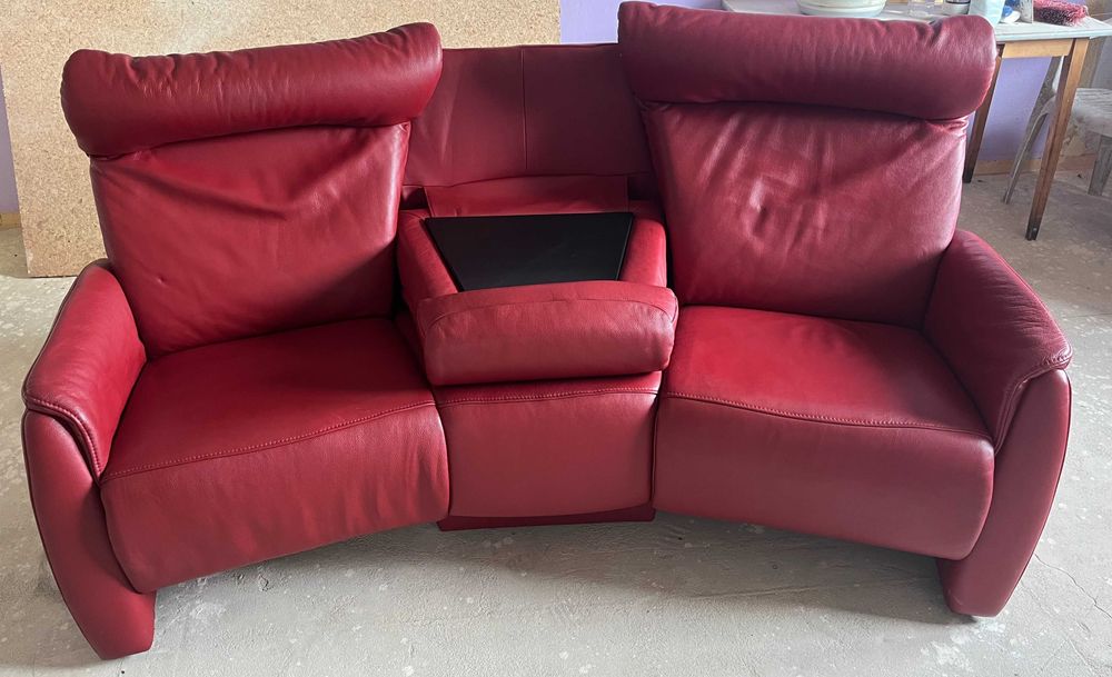 Skórzana sofa z funkcją relaks