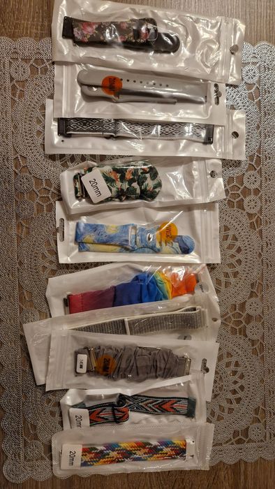 Samsung Galaxy Watch 4 Classic 42 mm LTE + WiFi + GPS – Zestaw