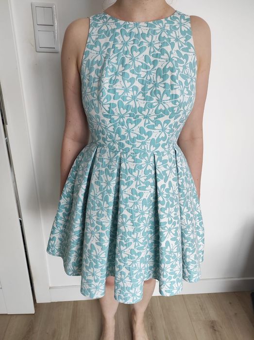 Sukienka żakardowa srebrno-błękitna na wesele/karnawał