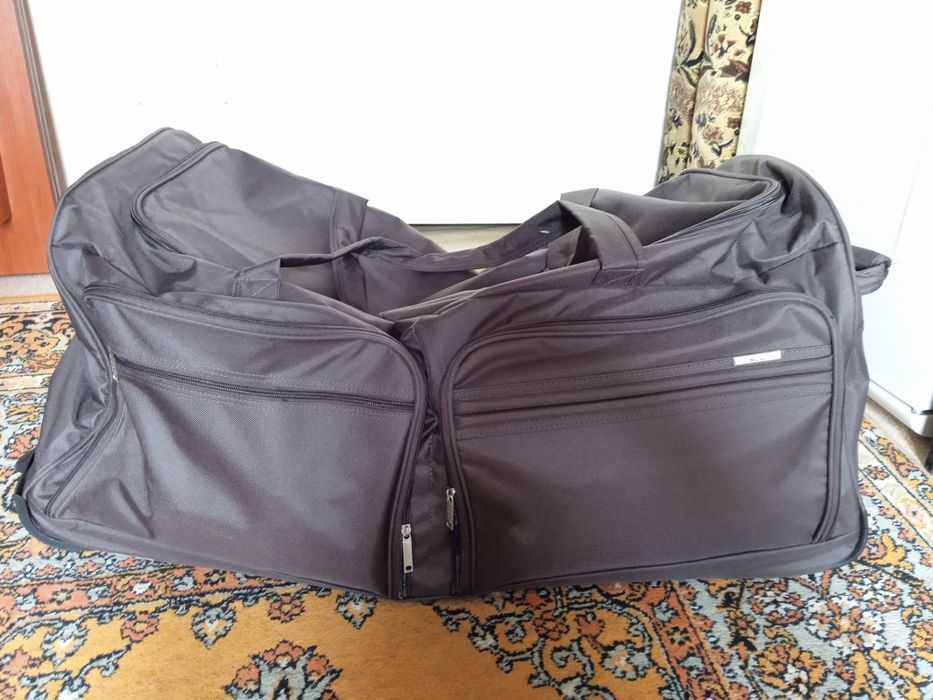 Продам дорожню сумку.