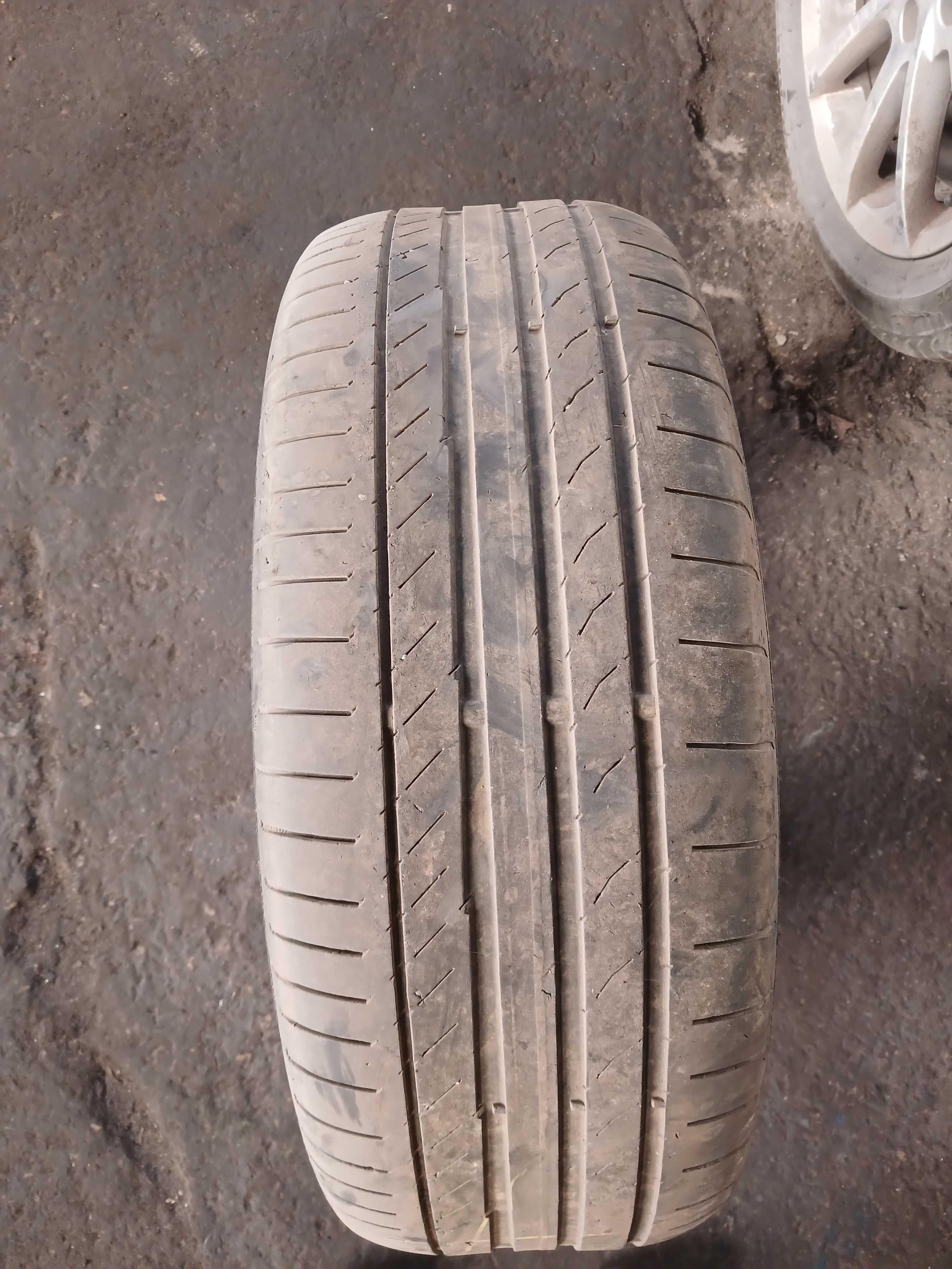Літня гума 225 50 R17  Continental 1500 комплект